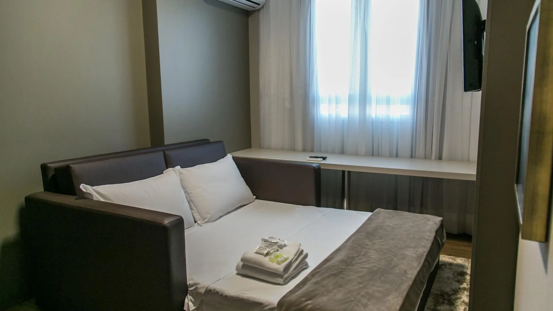 ****  Tri Hotel Premium Criciuma ברזיל