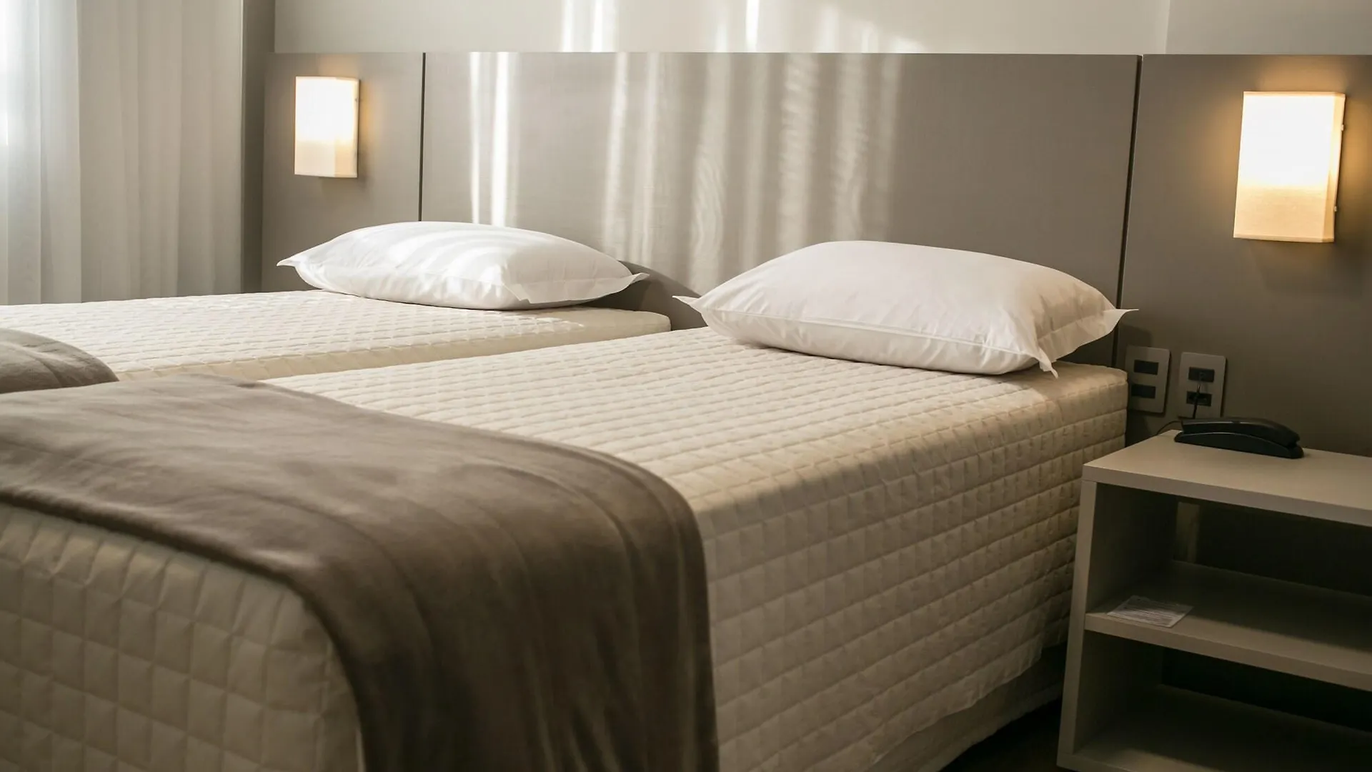 Tri Hotel Premium Criciuma 4*, קריסיומה
