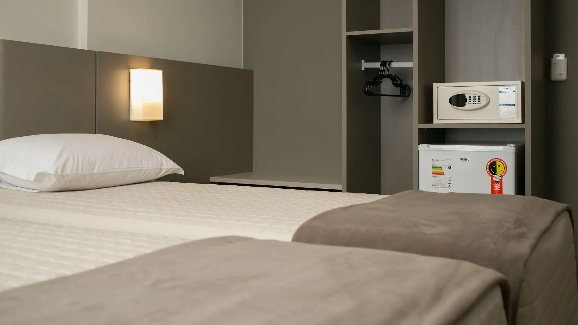 ****  Tri Hotel Premium Criciuma ברזיל