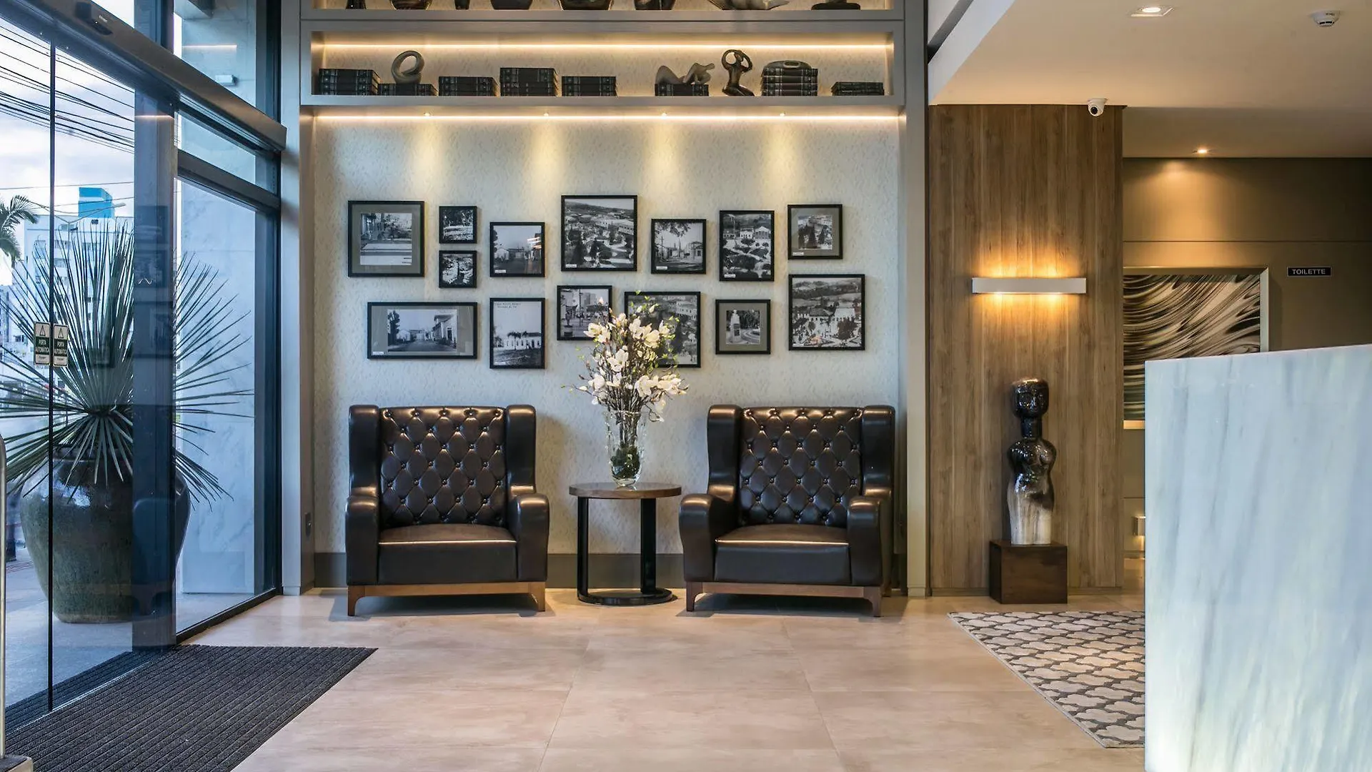 Tri Hotel Premium Criciuma  קריסיומה